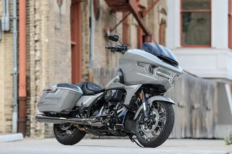 Harley Davidson Road Glide (2023)