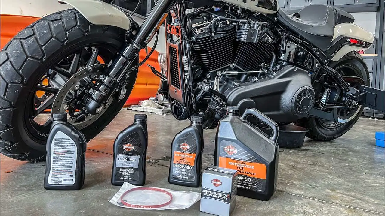 How To Change Transmission Fluid On Harley Dyna?