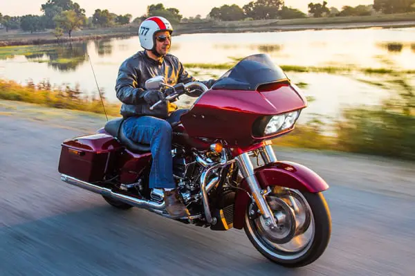 How Much Weight Can A Road King Carry?