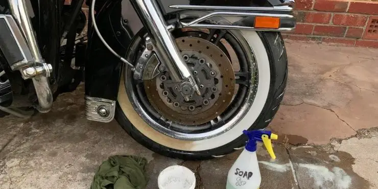 Cleaning White Wall Tires On A Motorcycle