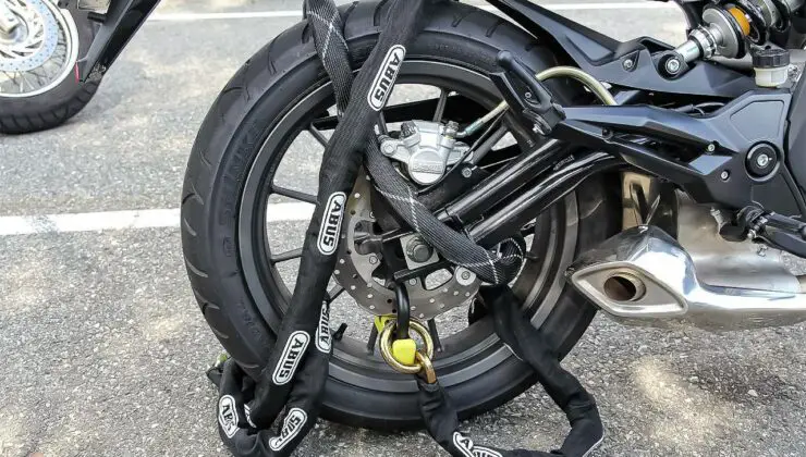 How Do I Secure My Harley-Davidson Touring Seat 3 How Do I Secure My Harley Davidson Touring Seat