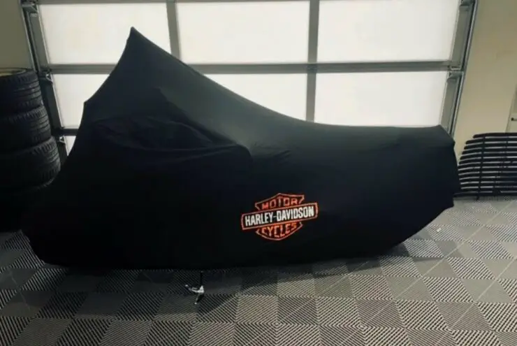 How Do You Properly Install A Motorcycle Cover On A Harley Davidson