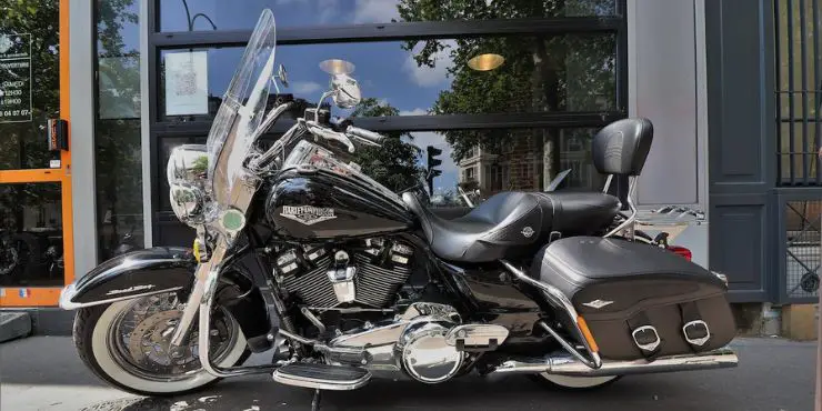 How Many Volts Is A Harley-Davidson Battery 2 Harley-Davidson Motorcycle