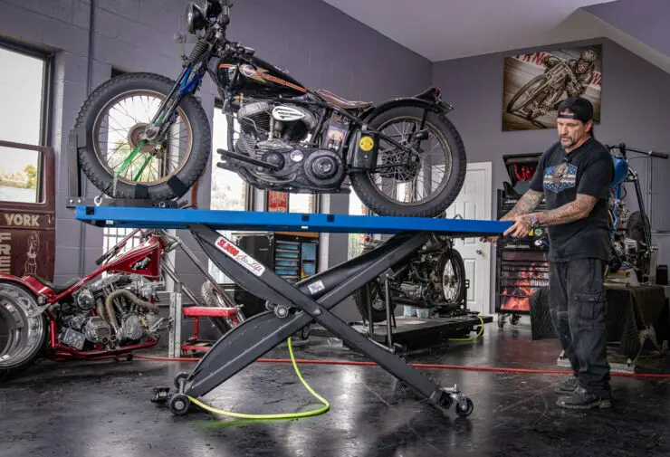 How Much Weight Can A Typical Motorcycle Lift Support When Lifting A Harley Davidson