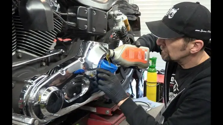 How To Check The Oil On A Harley Softail