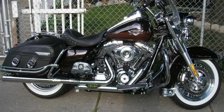 How To Clean White Wall Tires On A Motorcycle