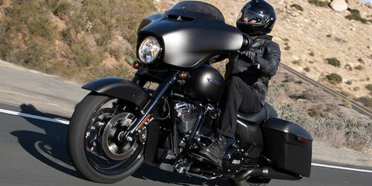must have accessories for street glide