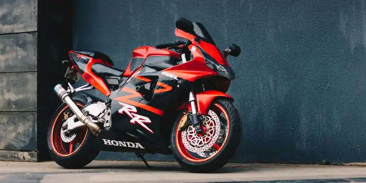 Harley-Davidson Vs. Sport Bike: Which Motorcycle Is Right For You? 3 Sport Bike