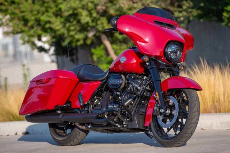 Victory Cross Country Vs Harley Davidson Street Glide