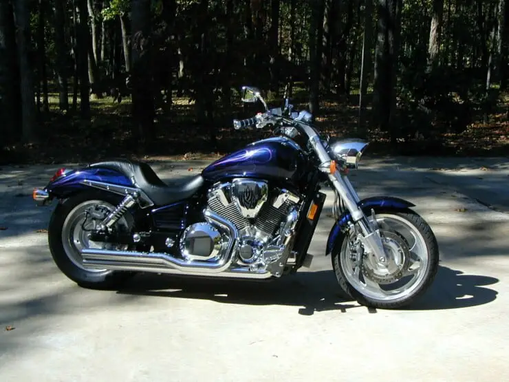 Vtx 1800 Vs Harley Davidson - Honda Vtx 1800 Blue
