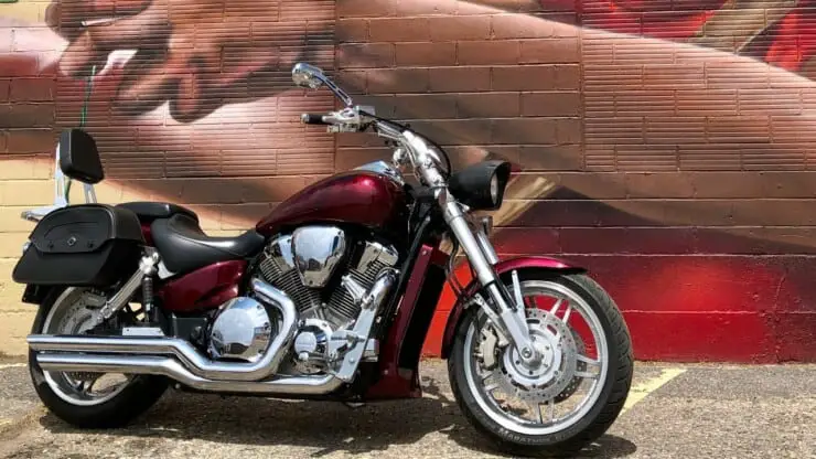 Vtx 1800 Vs Harley Davidson - Honda Vtx 1800 Red