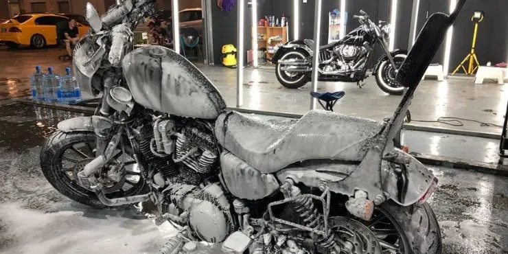 Washing Harley Davidson Bike