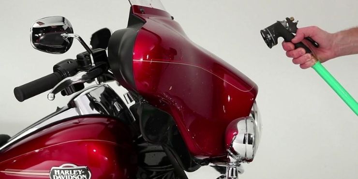 How To Wash A Harley-Davidson Motorcycle: Get Your Bike Shining Like Showroom-Quality 2 Washing Harley Davidson