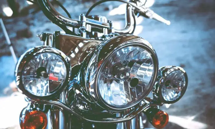 What Are The Differences Between Halogen And Led Headlights For A Harley Davidson