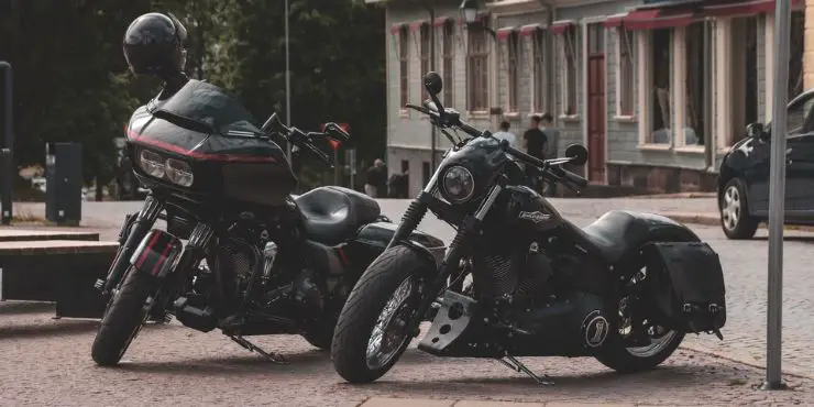 Harley Davidson Road Glide And Street Glide