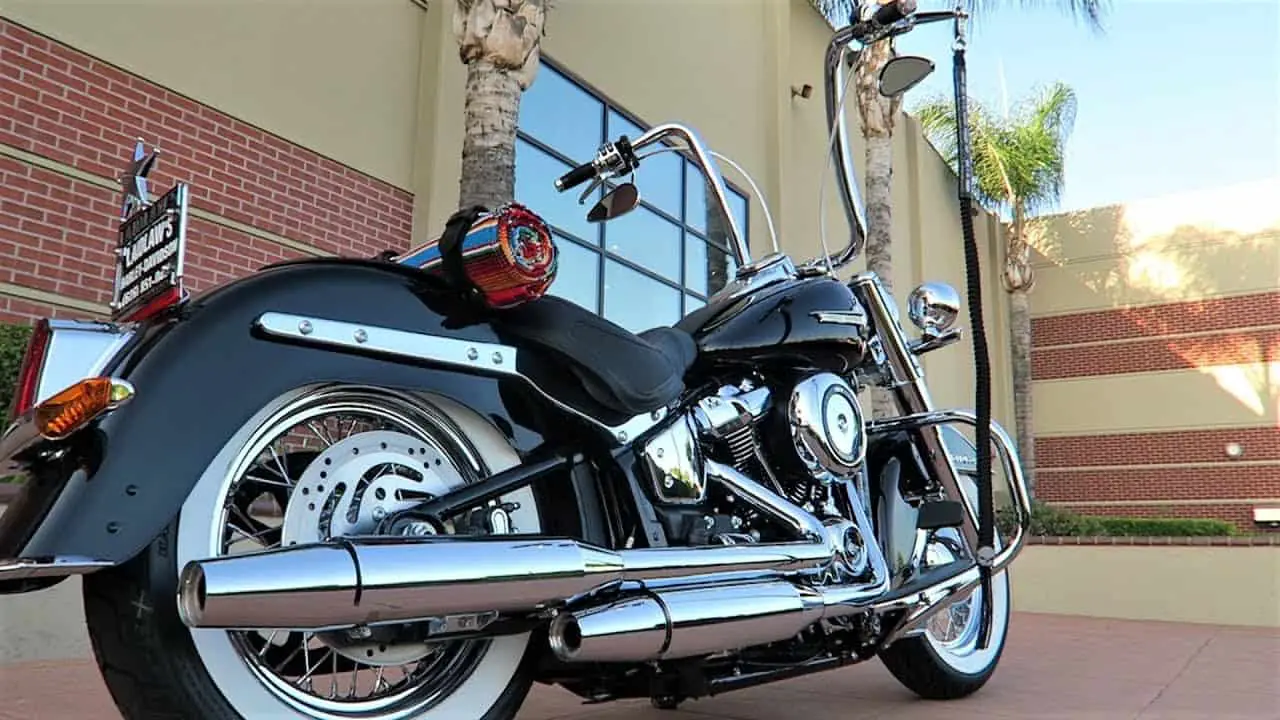 What States Are Get Back Whips Illegal In? 3 What States Are Get Back Whips Illegal In - Motorbike With Get Back Whips